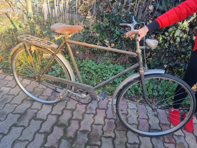 Használt Fecske kerékpár 28-as Használt Fecske kerékpár 28-as