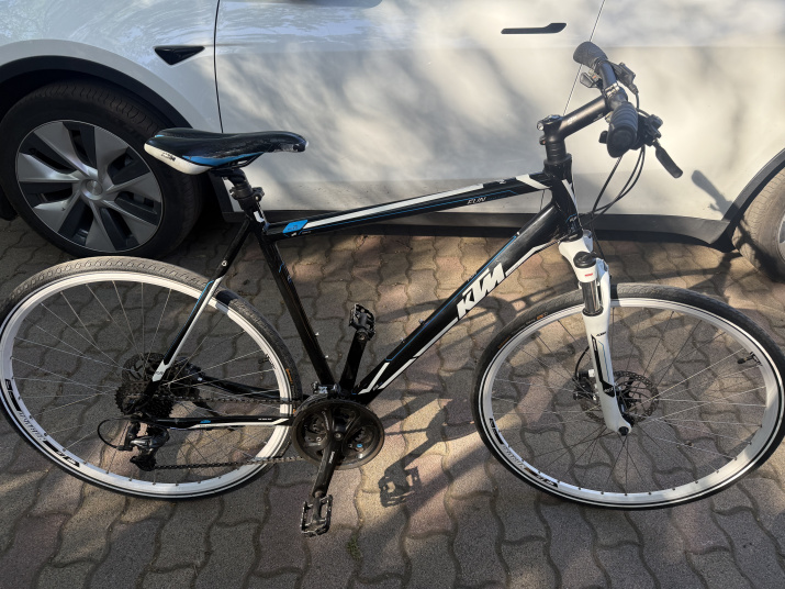 Használt Ktm Fun road disc 28 kerékpár