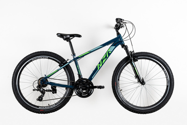 Gyerek 24-es kerékpár helyett ,már felnőtt vázas .......